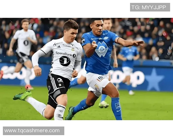 萨堡与克里斯的精彩对决谁能在赛场上笑到最后