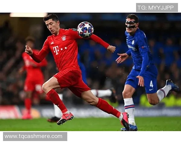 尤文图斯与拜仁慕尼黑激战正酣谁能在这场巅峰对决中笑到最后