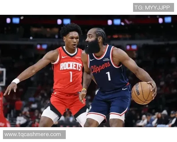 15年快船与火箭激战回顾比分对比及精彩瞬间分析 15年快船与火箭激战回顾比分对比及精彩瞬间分析