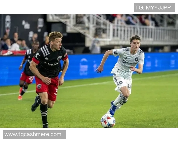 华盛顿对阵亚特联精彩直播全程回顾与赛后分析 华盛顿对阵亚特联精彩直播全程回顾与赛后分析