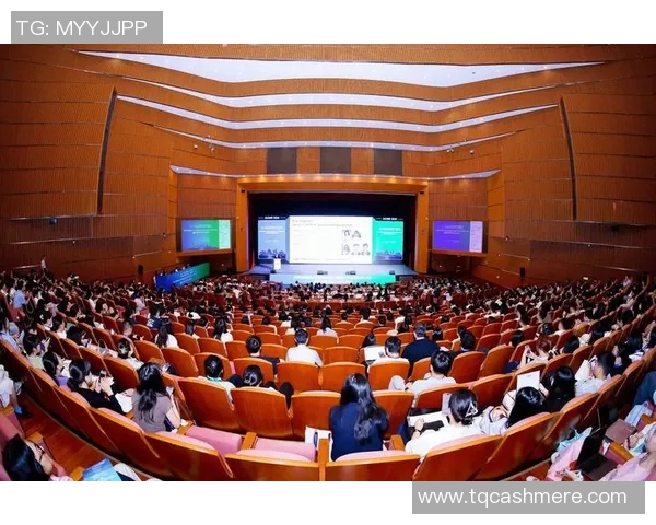 陈静的英雄联盟人生：从新手到职业选手的深度对话与成长之路MBA